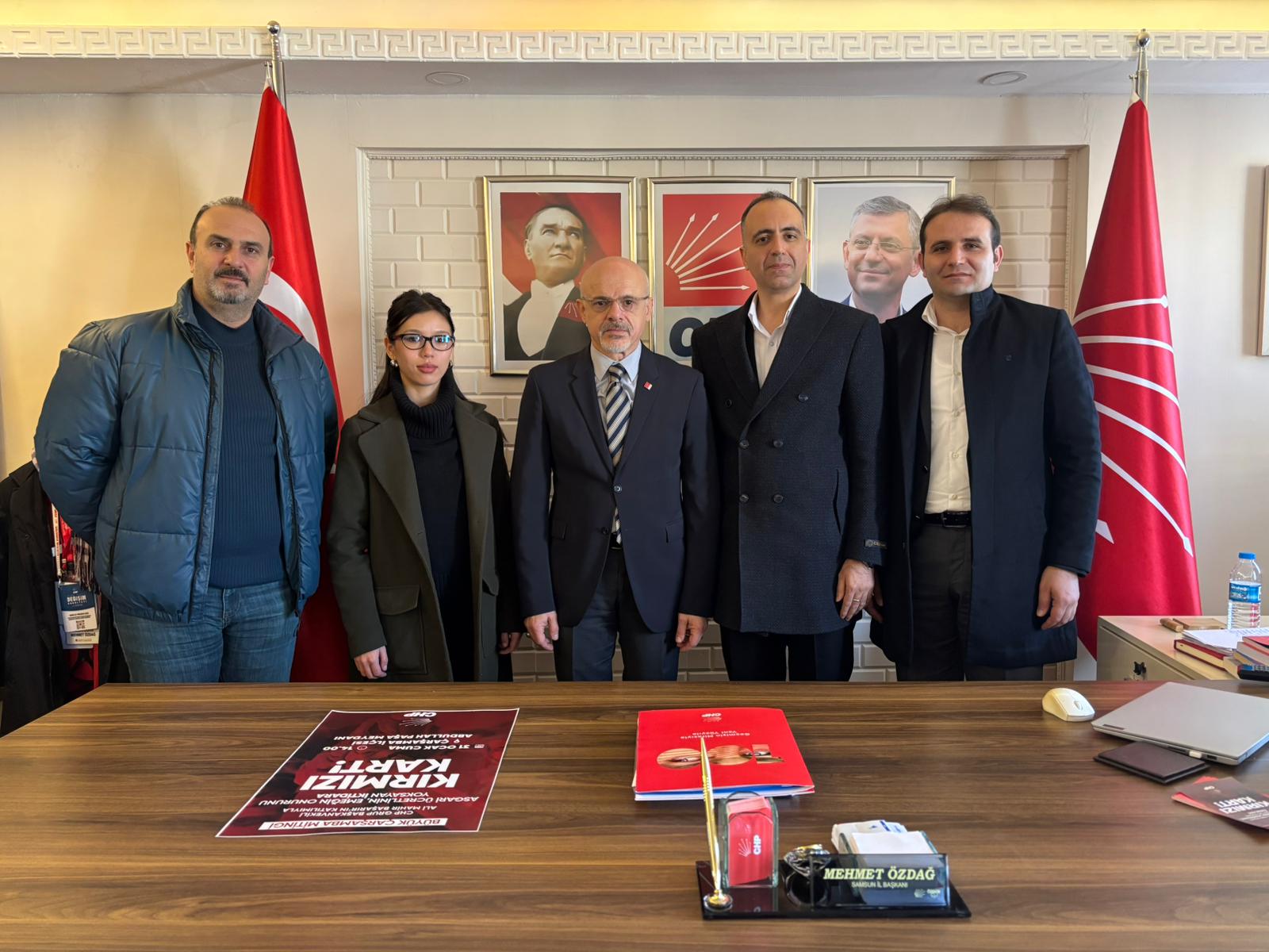 Samsun’da Bulunan Dernek Başkanımız Ve Kurucu Üyelerimiz Chp Parti Samsun İl Başkanı Sayın Mehmet Özdağ İle Görüştü.