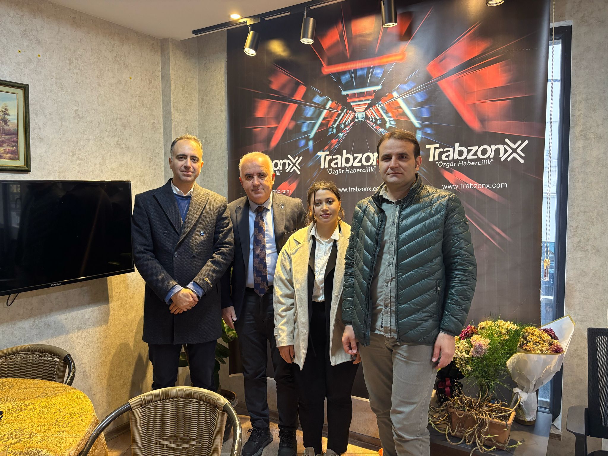 Başkanımız Trabzon X Özgür Habercilik Gazetesi Başkanı Hasan Bahadır İle Toplantı Gerçekleştirdi
